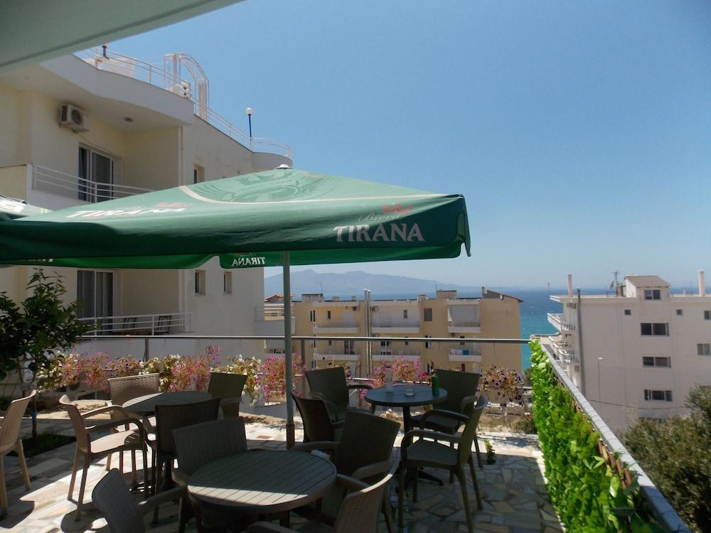 Summer Dream Hotel Sarande Ngoại thất bức ảnh