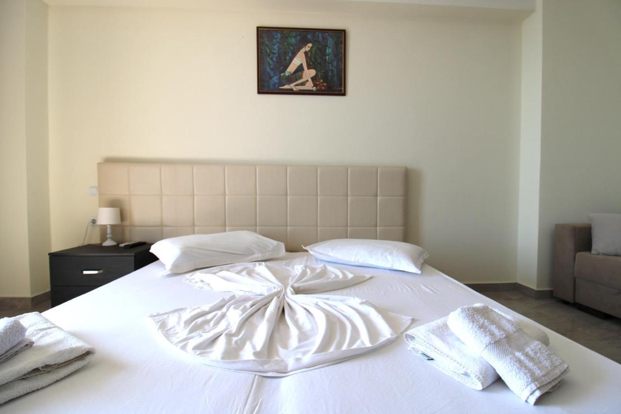 Summer Dream Hotel Sarande Ngoại thất bức ảnh