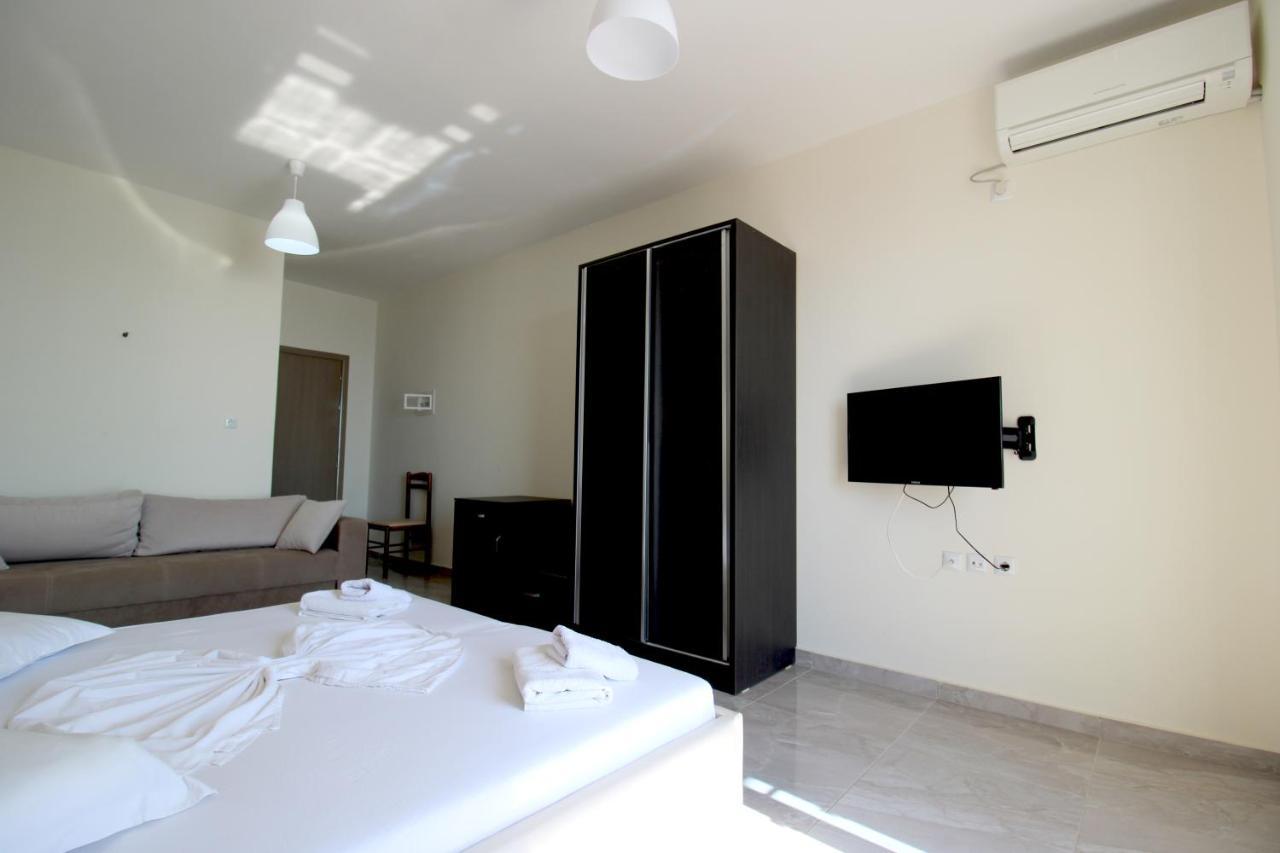 Summer Dream Hotel Sarande Ngoại thất bức ảnh