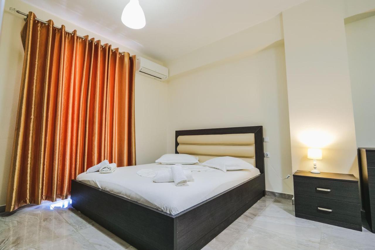 Summer Dream Hotel Sarande Ngoại thất bức ảnh