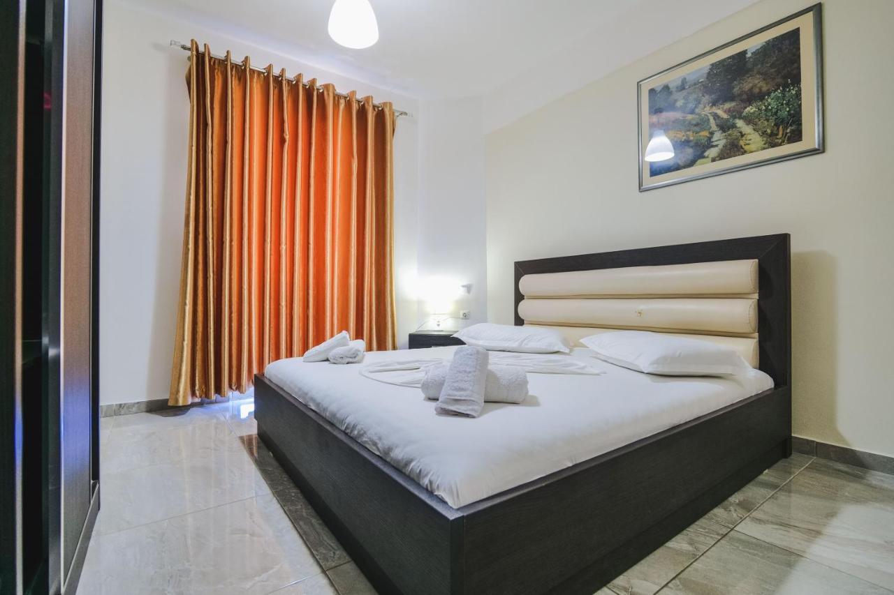 Summer Dream Hotel Sarande Ngoại thất bức ảnh