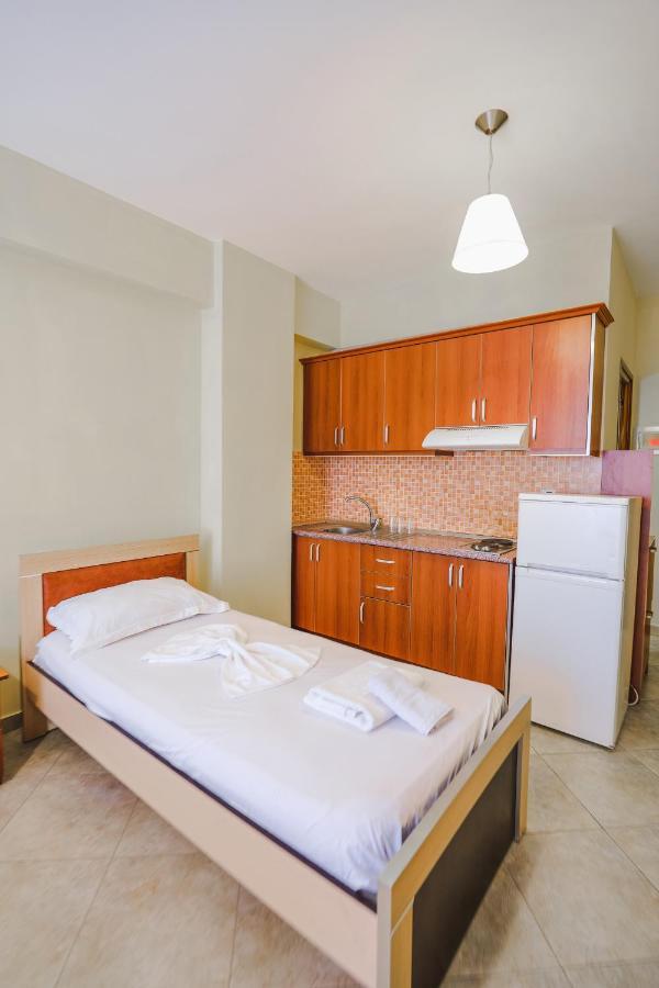 Summer Dream Hotel Sarande Ngoại thất bức ảnh