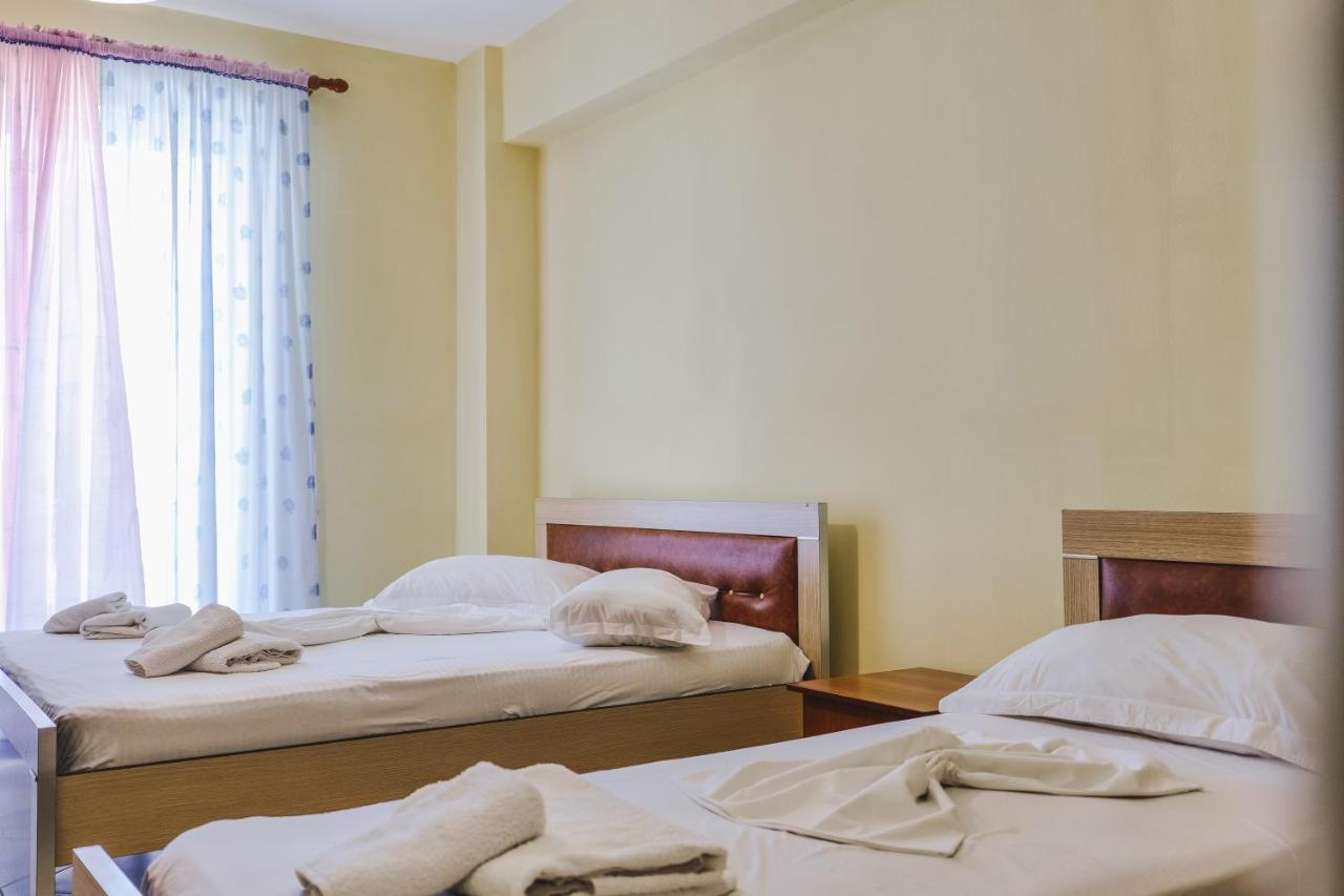 Summer Dream Hotel Sarande Ngoại thất bức ảnh