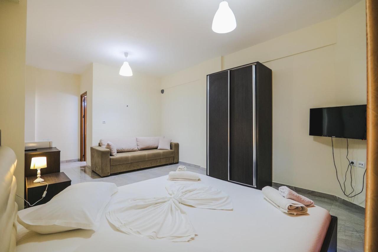 Summer Dream Hotel Sarande Ngoại thất bức ảnh