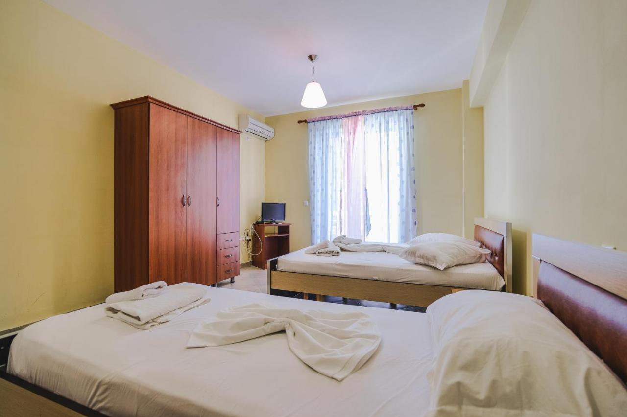 Summer Dream Hotel Sarande Ngoại thất bức ảnh
